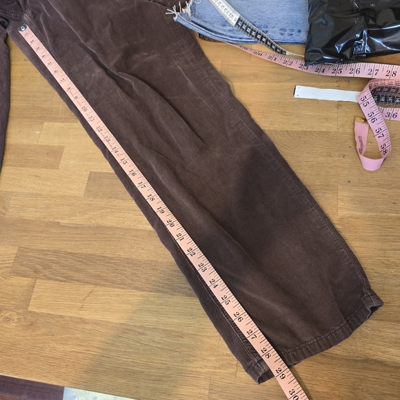 AE American Eagle Lightweight Corduroy High Waist Baggy Mom Pant Brown 6s - Picture 13 of 14